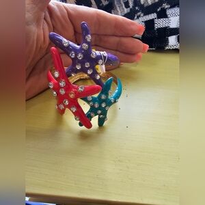 Bnwt Natasha starfish cuff bracelet with fefect